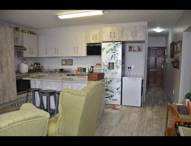 3 BEDROOM APARTMENT FOR SALE IN ISLAND VIEW